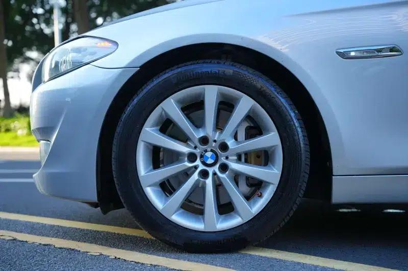 BMW 5 Series 2011 535Li Luxury — миниатюра 15