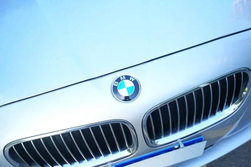 BMW 5 Series 2011 535Li Luxury — миниатюра 16