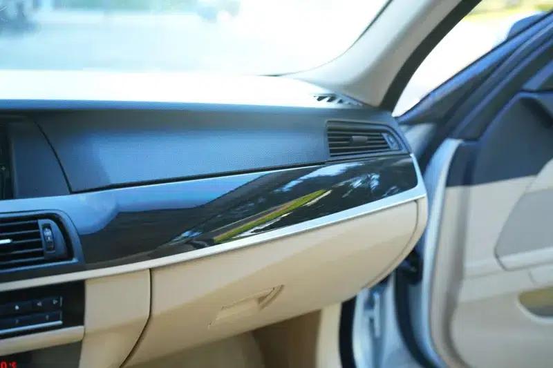 BMW 5 Series 2011 535Li Luxury — миниатюра 21