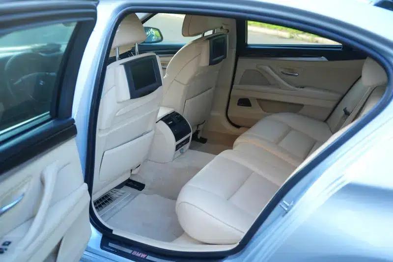 BMW 5 Series 2011 535Li Luxury — миниатюра 28