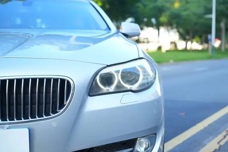 BMW 5 Series 2011 535Li Luxury — миниатюра 8