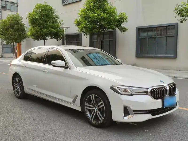 2023 BMW 5 Series 530Li Leading Luxury Package — миниатюра 3