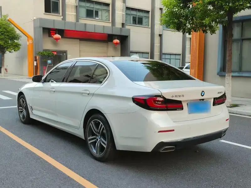 2023 BMW 5 Series 530Li Leading Luxury Package — миниатюра 4
