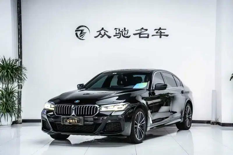 2022 BMW 5 Series Facelift 530Li Leading Edition M Sport Package — миниатюра 1