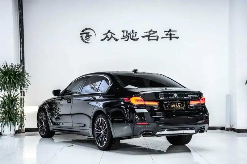 2022 BMW 5 Series Facelift 530Li Leading Edition M Sport Package — миниатюра 4