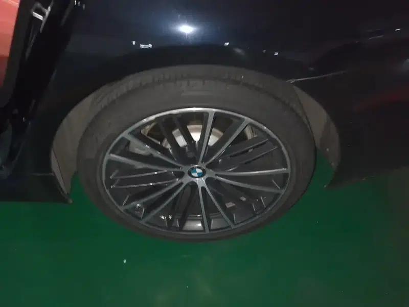 2022 BMW 5 Series Facelift 530Li xDrive M Sport Package — миниатюра 20
