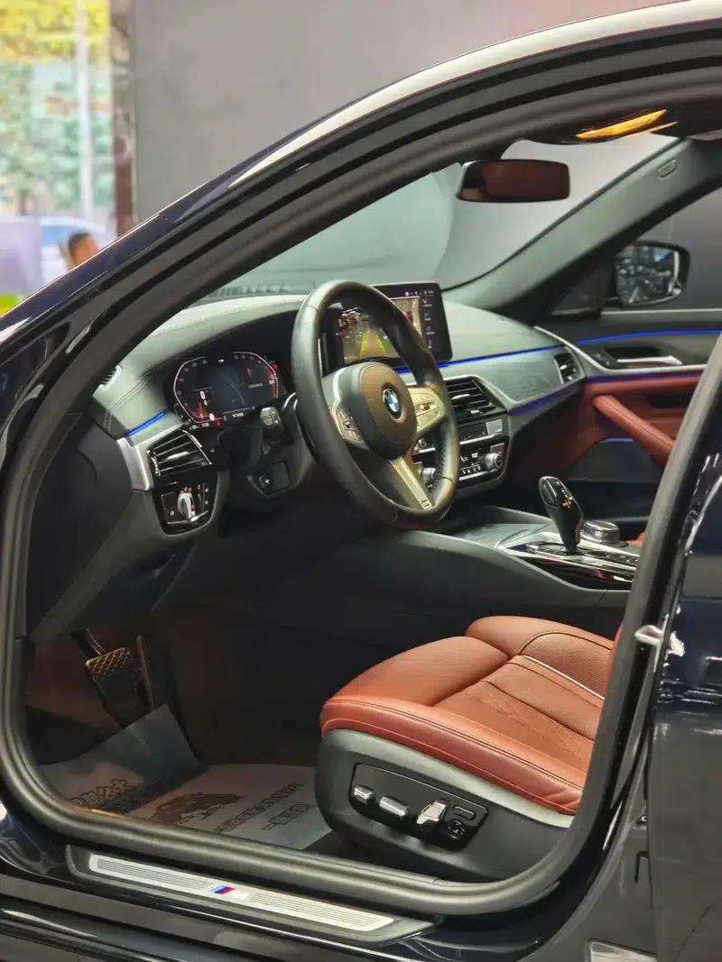 2023 BMW 5 Series Facelift 530Li Luxury M Sport Package — миниатюра 18