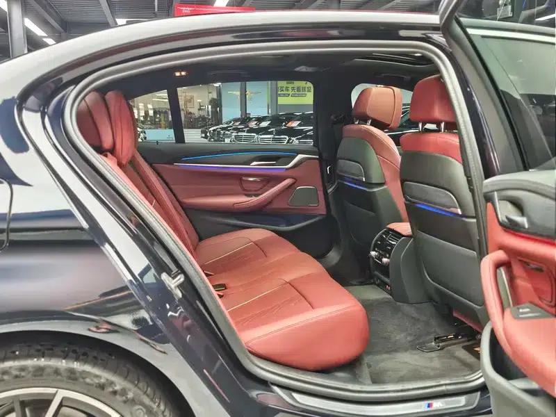 2023 BMW 5 Series Facelift 530Li Luxury M Sport Package — миниатюра 19