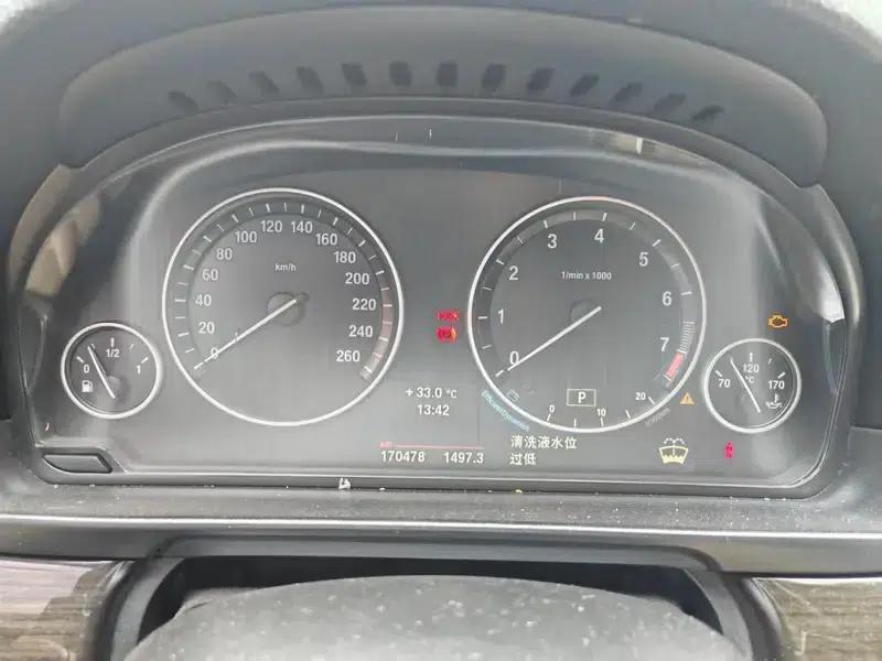BMW 5 Series 2013 525Li Luxury — миниатюра 8