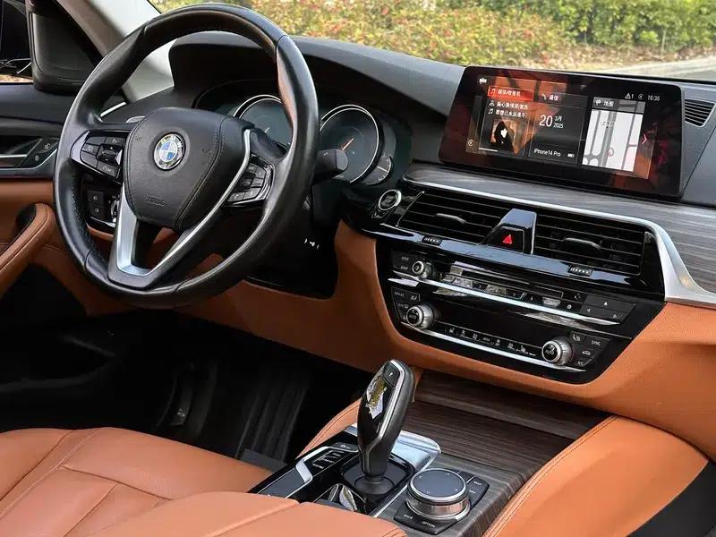 2018 BMW 5 Series 530Li Leading Luxury Package — миниатюра 18