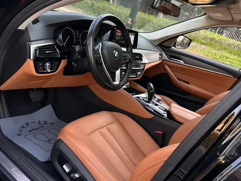 2018 BMW 5 Series 530Li Leading Luxury Package — миниатюра 19