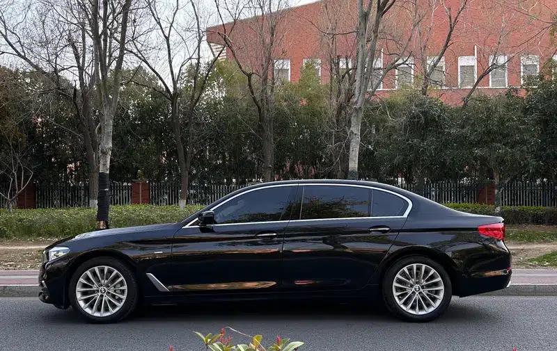2018 BMW 5 Series 530Li Leading Luxury Package — миниатюра 3