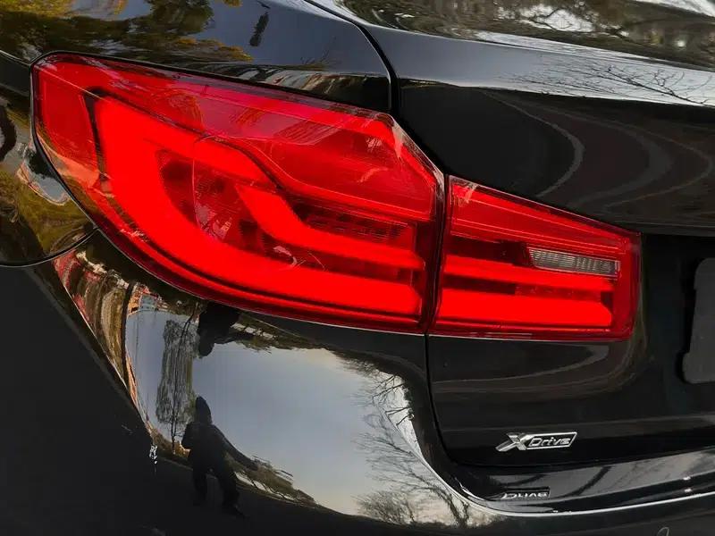 2018 BMW 5 Series 530Li Leading Luxury Package — миниатюра 6