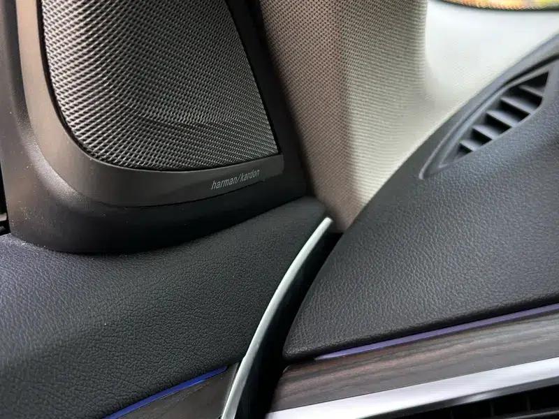 2018 BMW 5 Series 530Li Leading Luxury Package — миниатюра 8