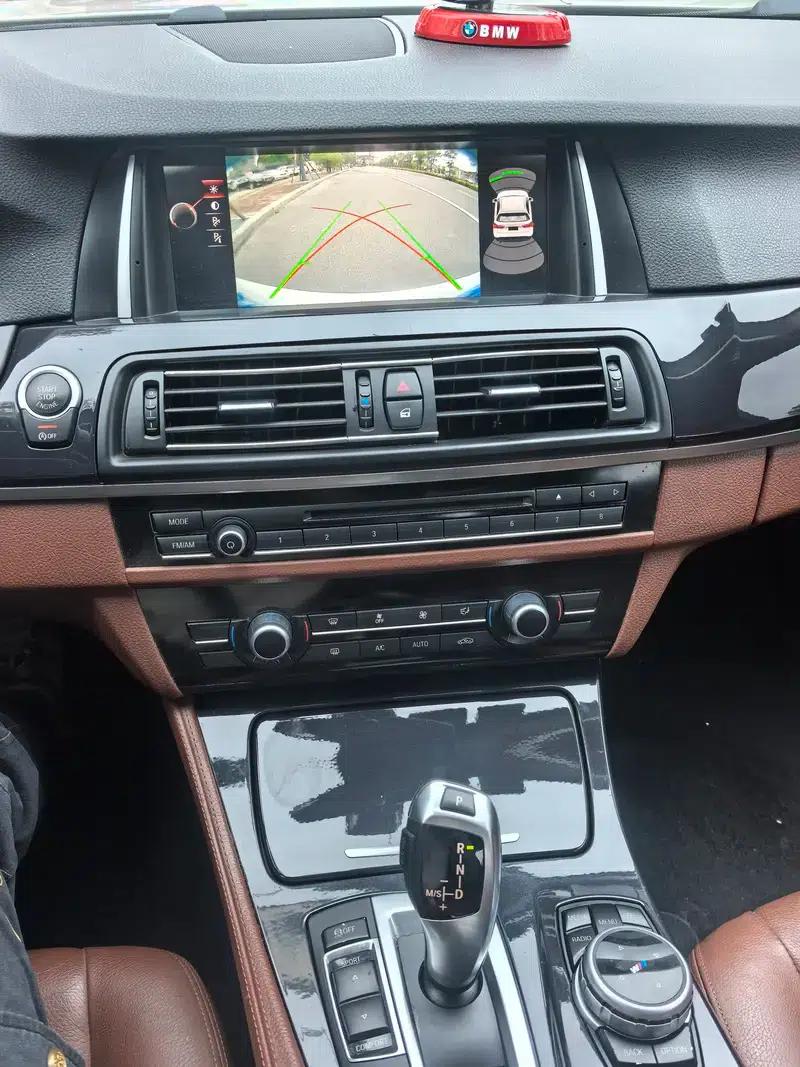 2014 BMW 5 Series 520Li Elegant Edition — миниатюра 6