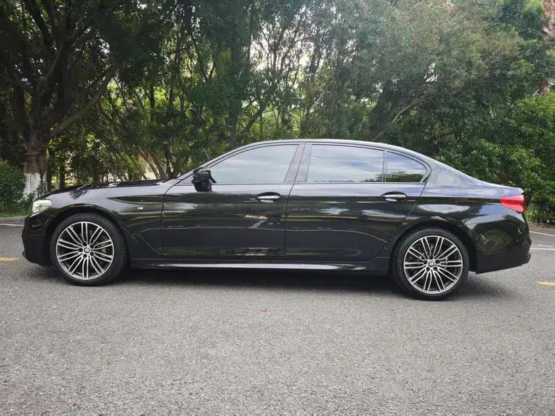 2018 BMW 5 Series Facelift 530Li Leading Edition M Sport Package — миниатюра 4