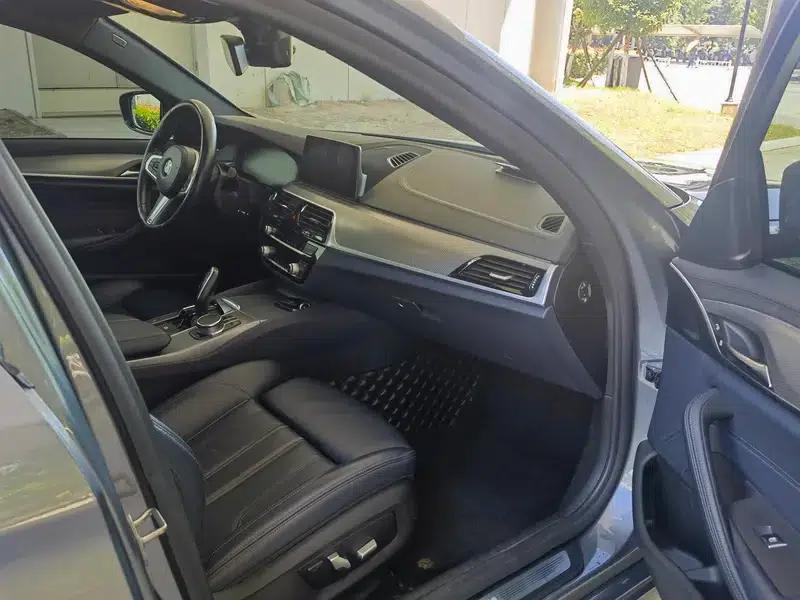 BMW 5 Series (Imported) 2019 525i M Sport Package — миниатюра 10