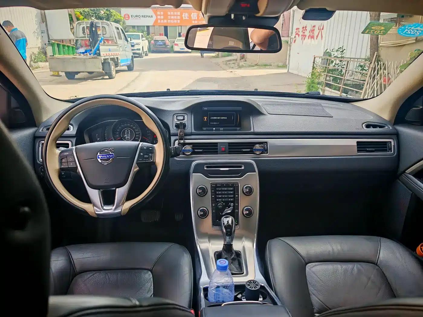 2014 Volvo S80L 2.0T T5 Smart Edition — миниатюра 6