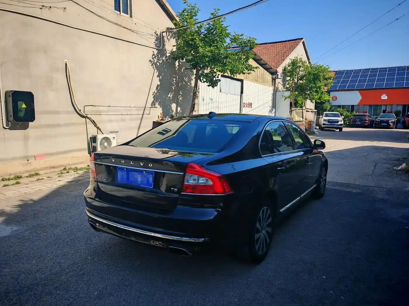 2015 Volvo S80L 2.0T T5 Smart Edition — миниатюра 15