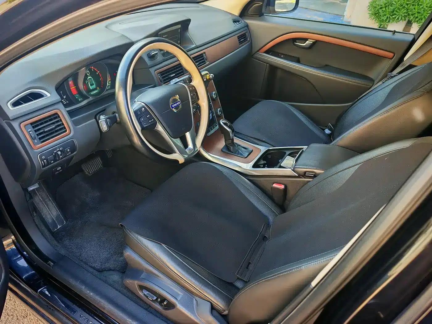 2015 Volvo S80L 2.0T T5 Smart Edition — миниатюра 6
