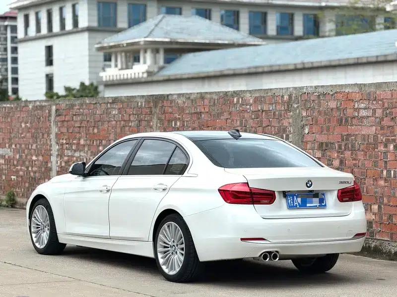 BMW 3 Series 2018 320Li Fashion Edition — миниатюра 4