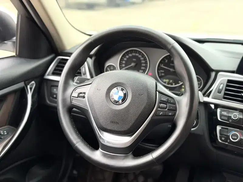 BMW 3 Series 2018 320Li Fashion Edition — миниатюра 7