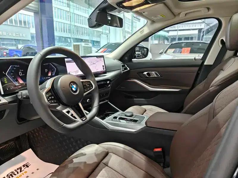 2025 BMW 3 Series 330Li M Sport Shadow Edition — миниатюра 17
