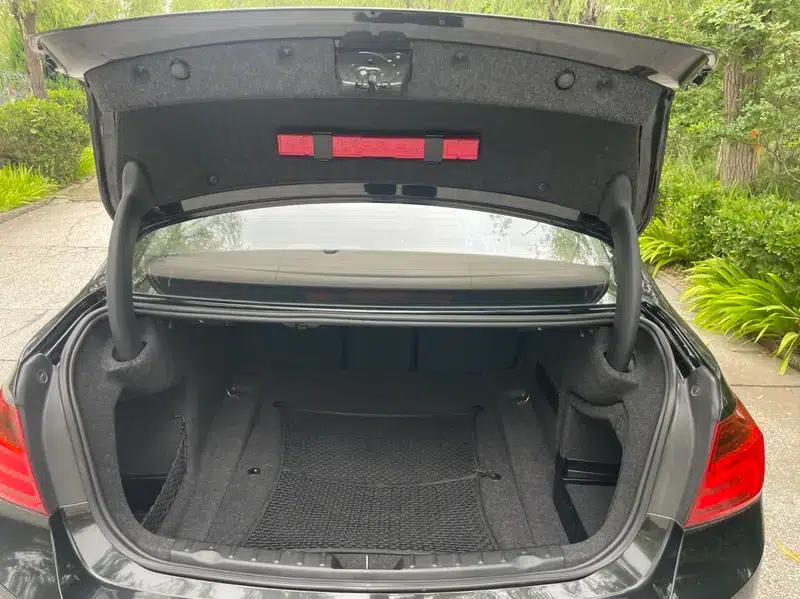 2013 BMW 3 Series 316i Progressive — миниатюра 13