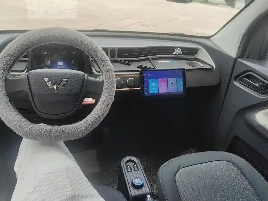 Hongguang MINIEV 2020 Model, Comfort Edition, Lithium Iron Phosphate — миниатюра 12