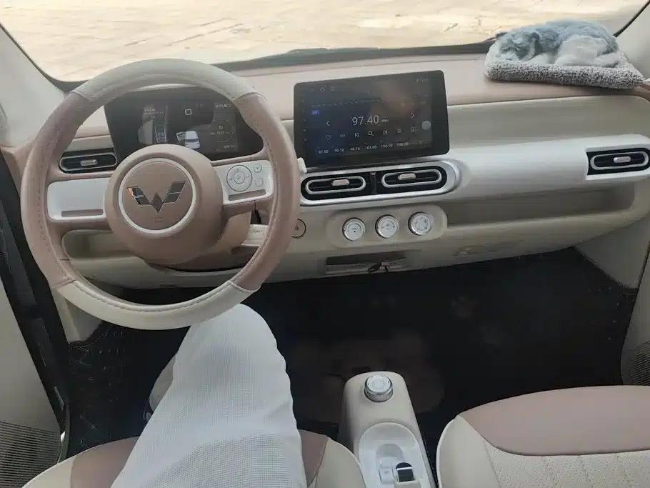 Hongguang MINIEV 2024 Third Generation 215km/h Youth Edition — миниатюра 12