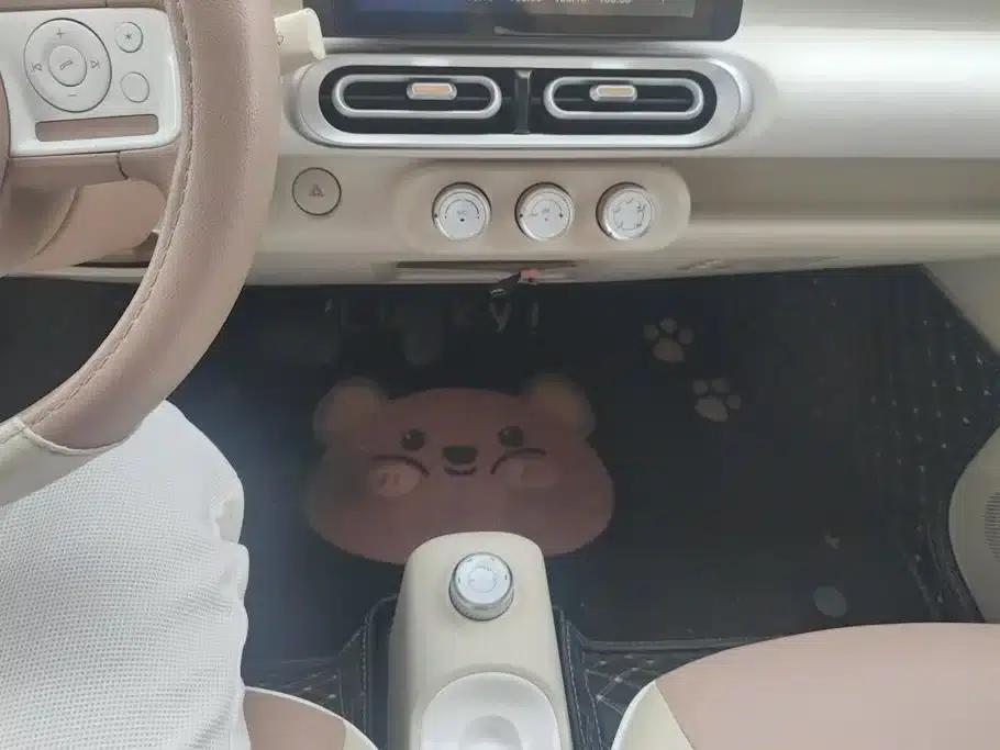 Hongguang MINIEV 2024 Third Generation 215km/h Youth Edition — миниатюра 16