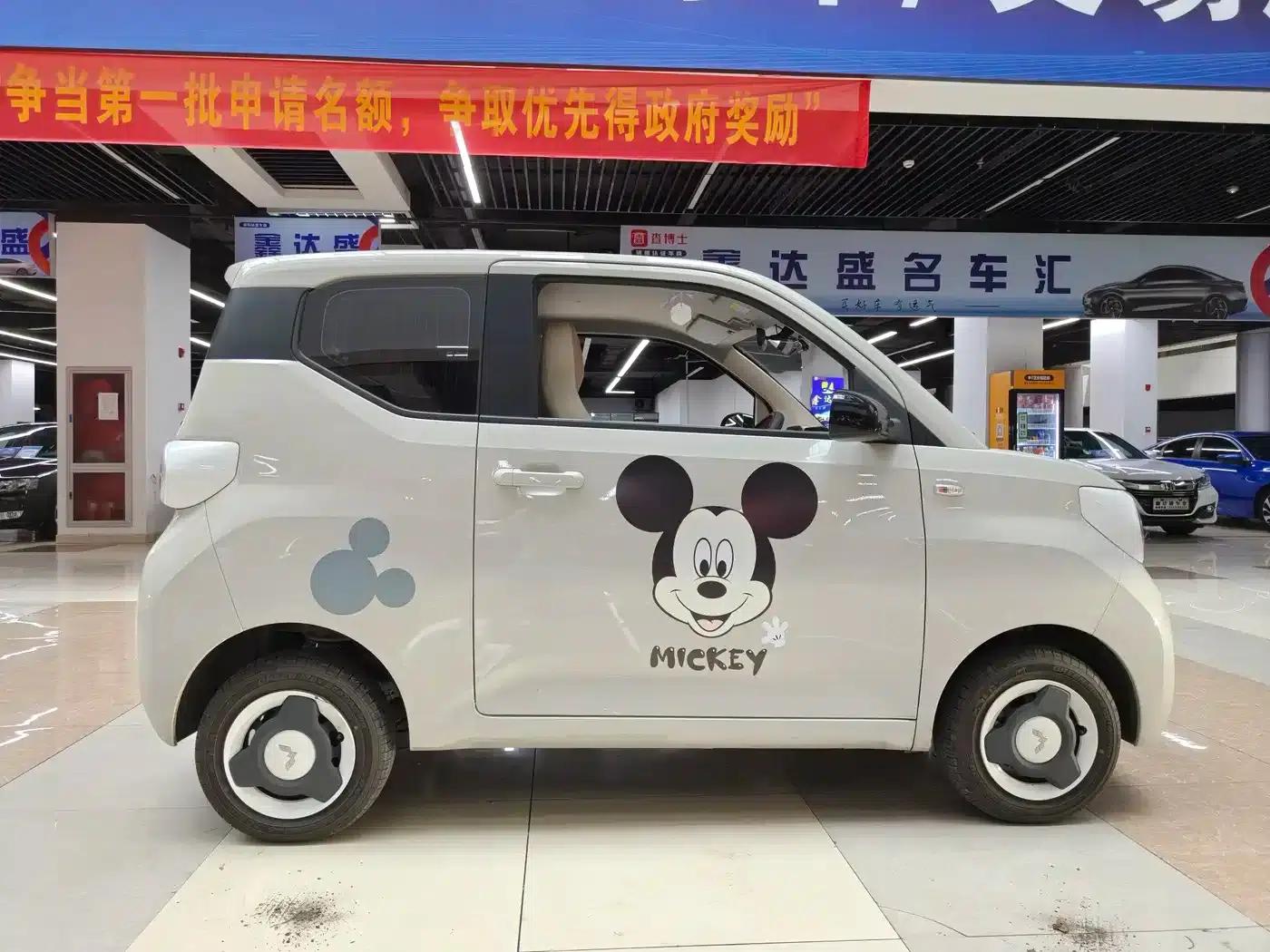 Hongguang MINIEV 2024 Third Generation 215km/h Youth Edition — миниатюра 3