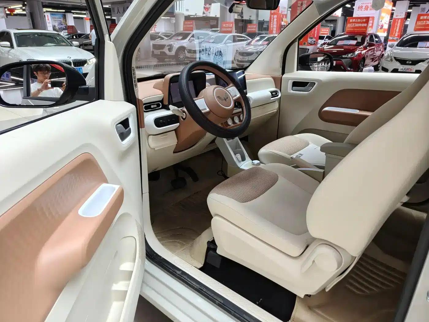 Hongguang MINIEV 2024 Third Generation 215km/h Youth Edition — миниатюра 7