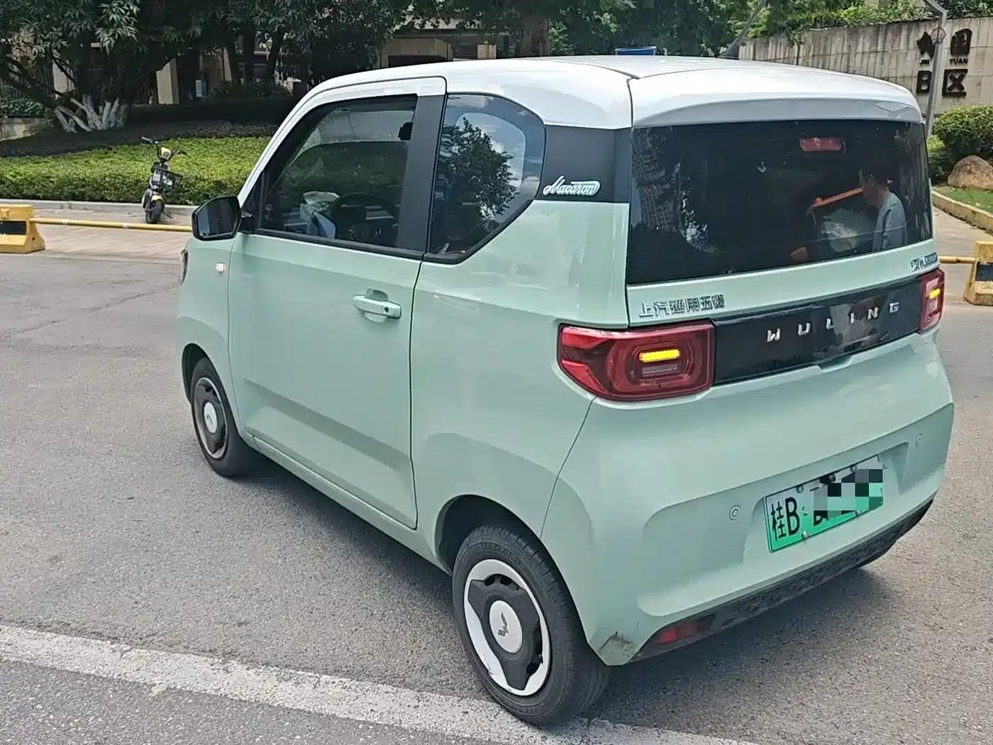 Hongguang MINIEV 2021 Macaron Premium Edition (Lithium Iron Phosphate) — миниатюра 4