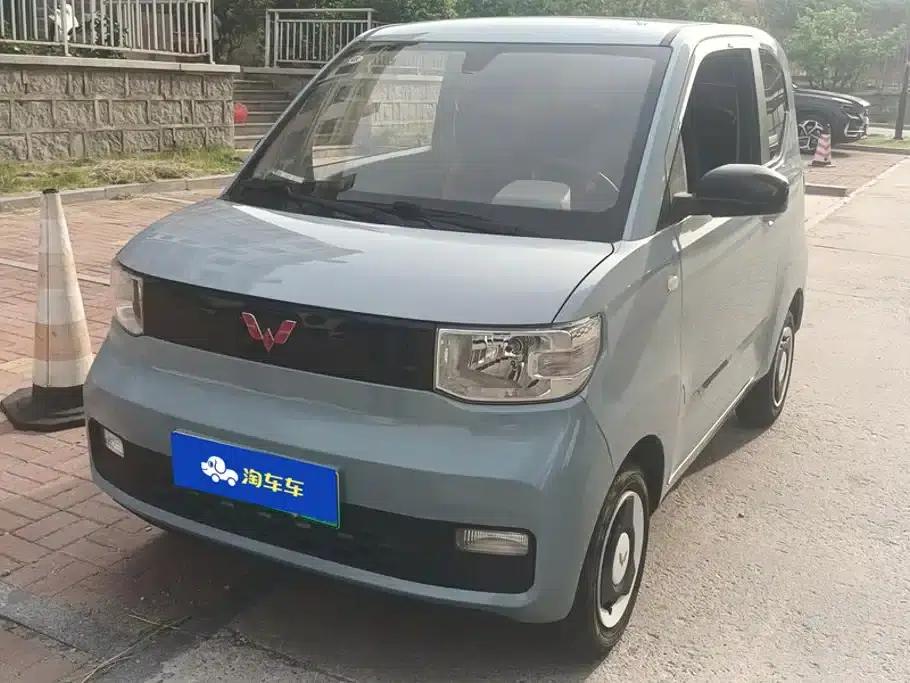 Hongguang MINIEV 2022 Easy Edition (Lithium Iron Phosphate) — миниатюра 1
