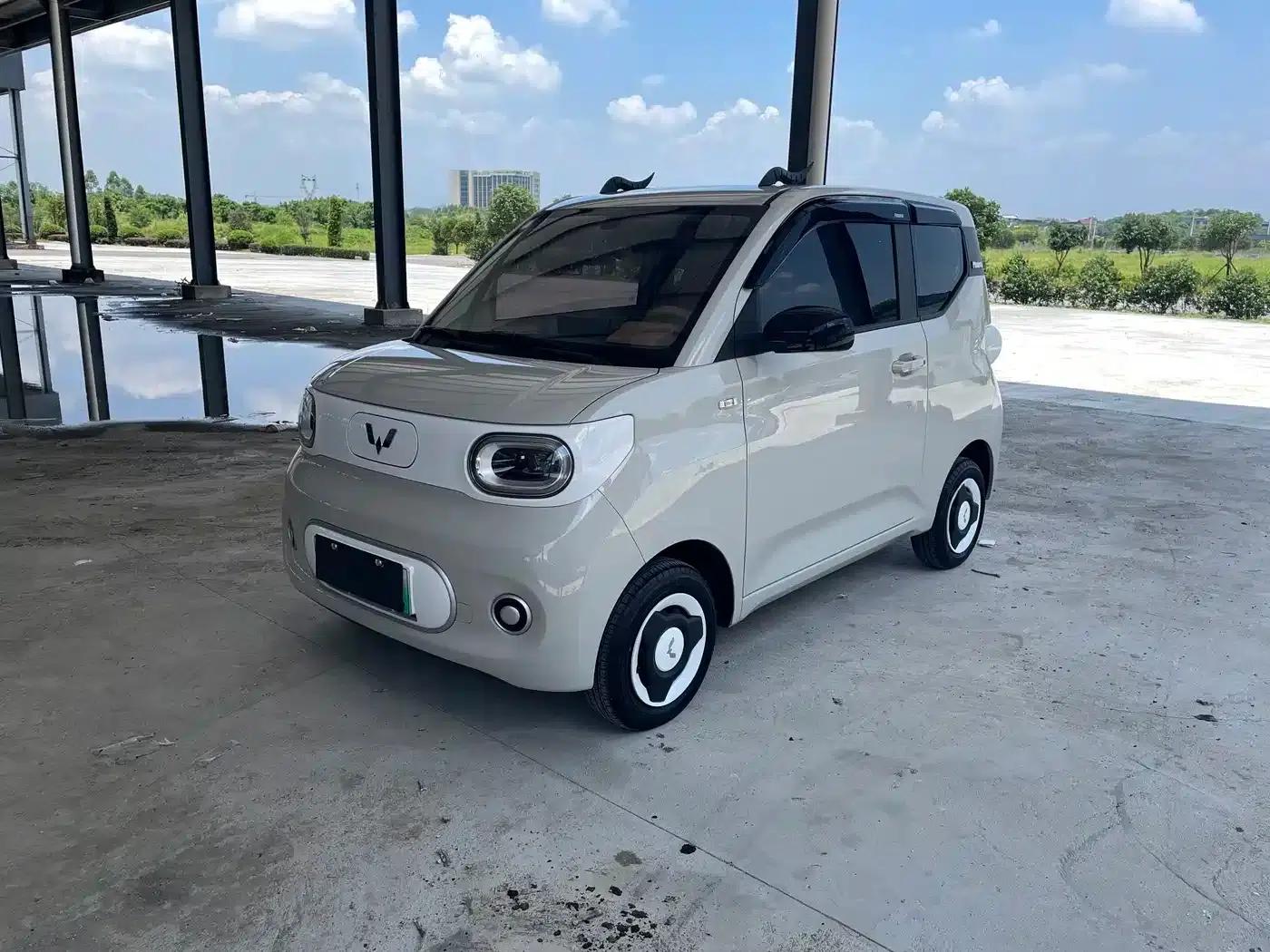Hongguang MINIEV 2024 Third Generation 215km/h Youth Edition — миниатюра 1