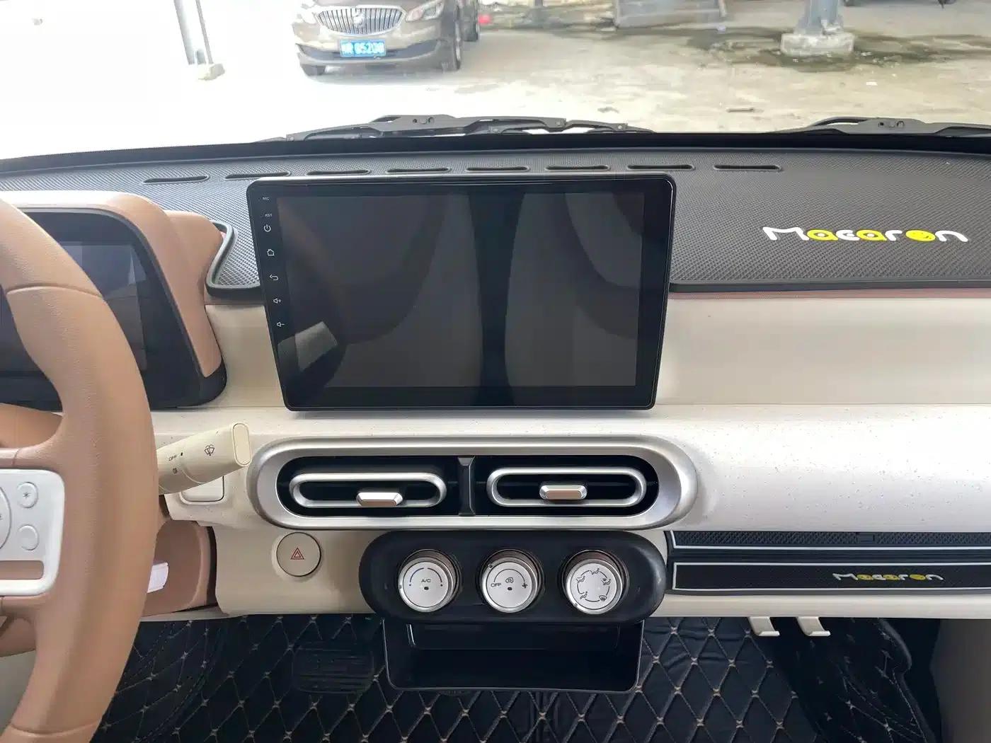 Hongguang MINIEV 2024 Third Generation 215km/h Youth Edition — миниатюра 11