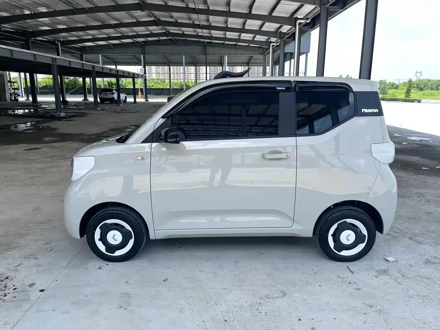 Hongguang MINIEV 2024 Third Generation 215km/h Youth Edition — миниатюра 7