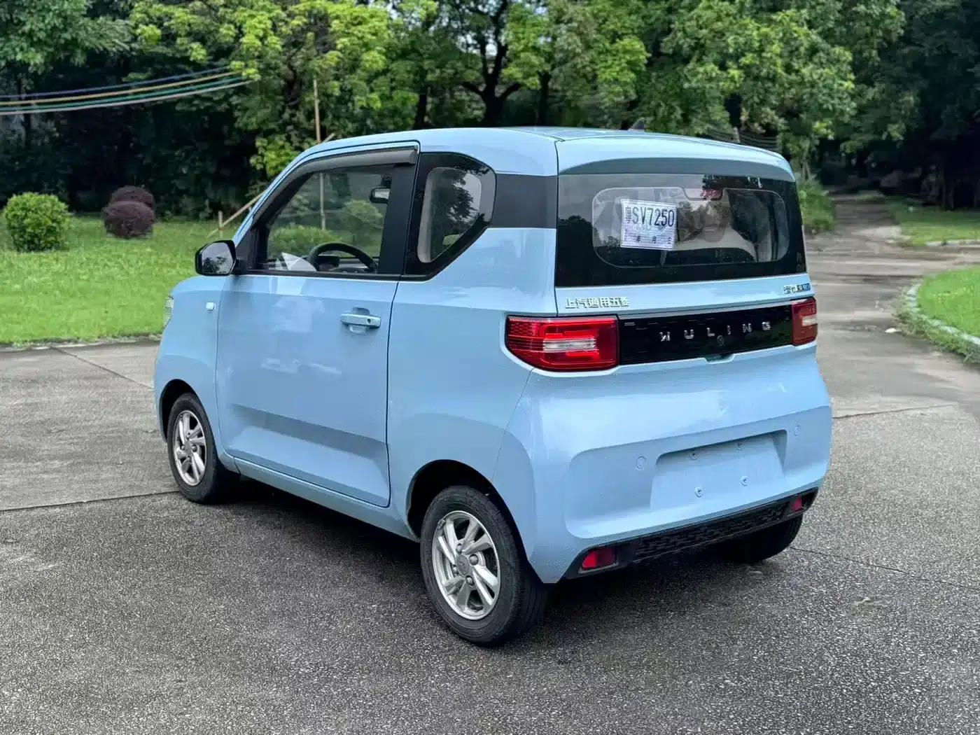 Hongguang MINIEV 2020 Enjoy Edition (Lithium Iron Phosphate) — миниатюра 10