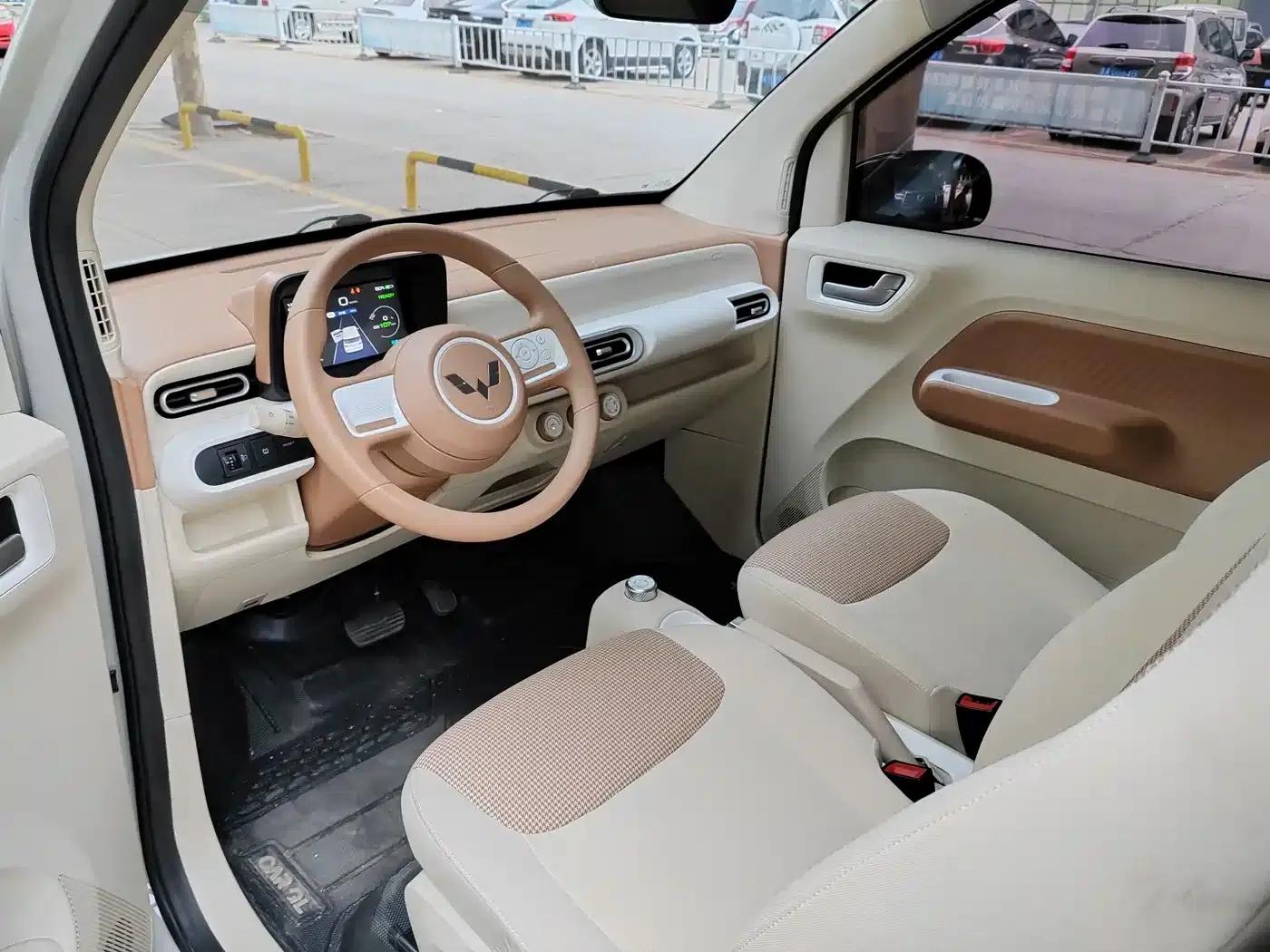Hongguang MINIEV 2024 Third Generation 215km/h Youth Edition — миниатюра 7