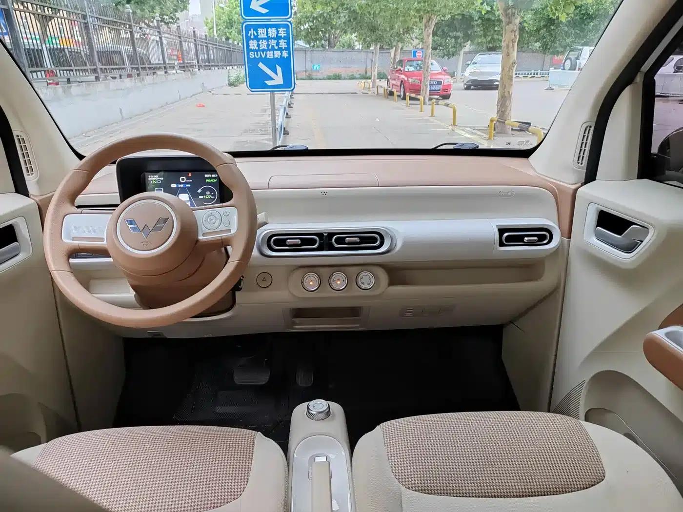 Hongguang MINIEV 2024 Third Generation 215km/h Youth Edition — миниатюра 8