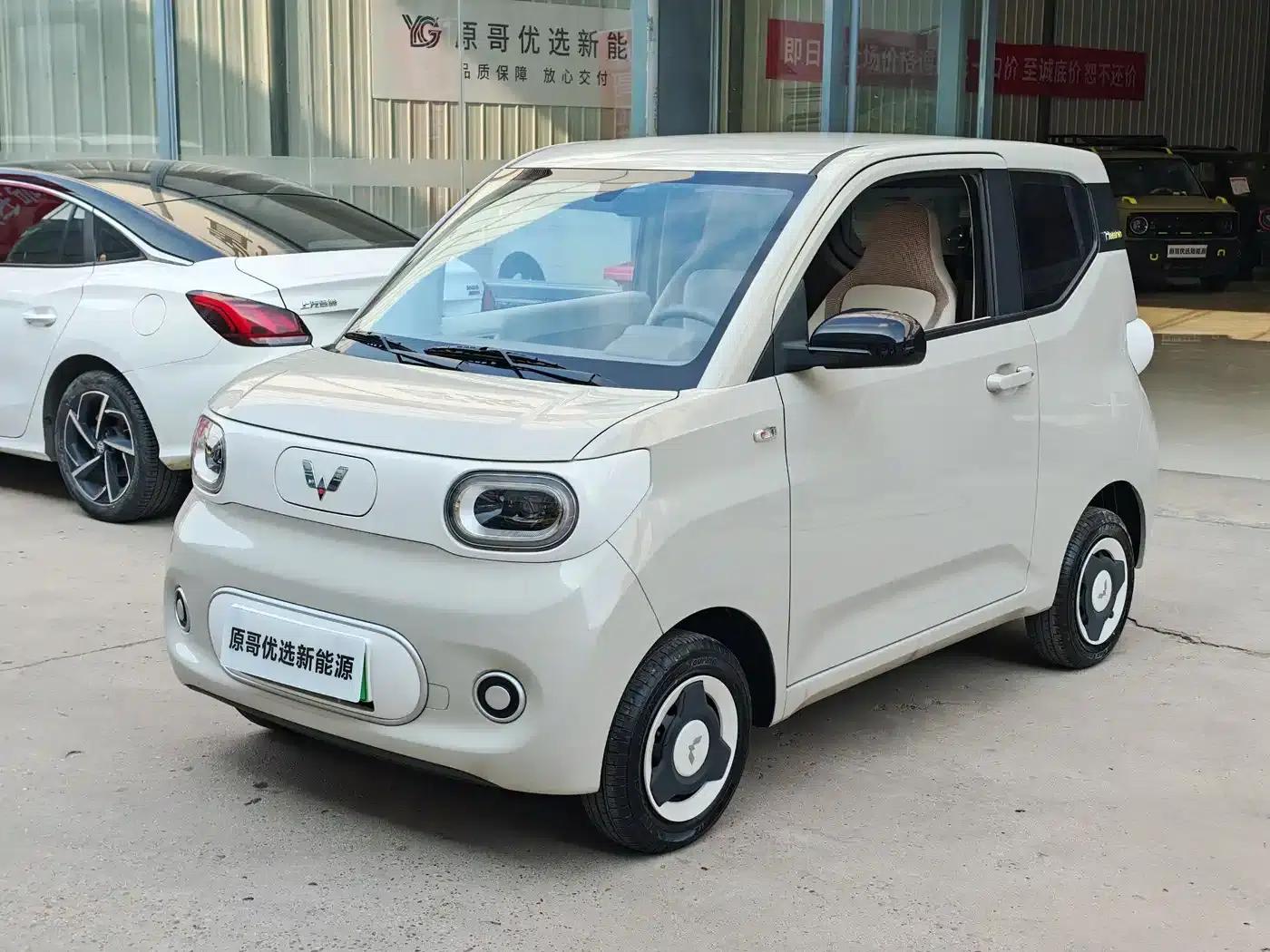Hongguang MINIEV 2024 Third Generation 215km/h Youth Edition — миниатюра 1