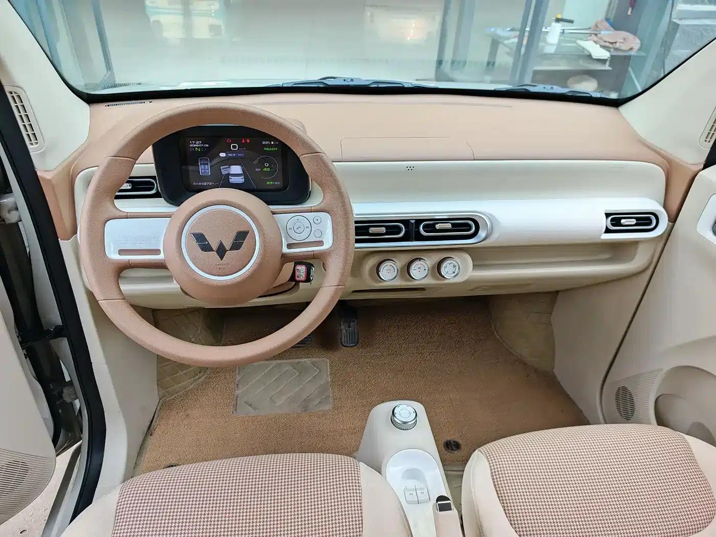 Hongguang MINIEV 2024 Third Generation 215km/h Youth Edition — миниатюра 5