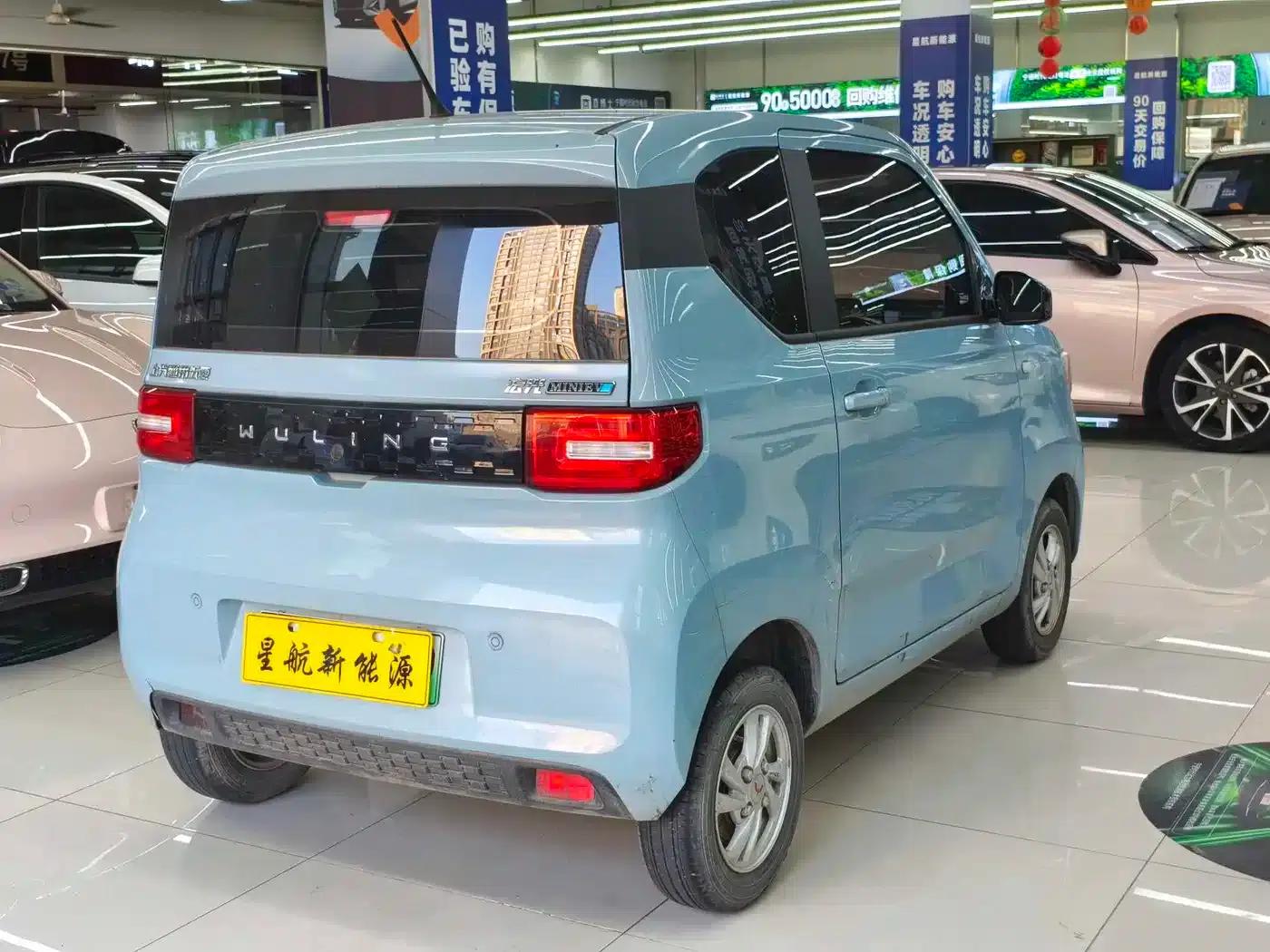 Hongguang MINIEV 2020 Model, Comfort Edition, Lithium Iron Phosphate — миниатюра 7