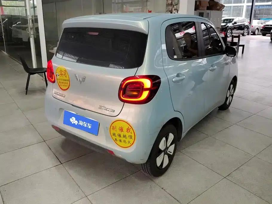 Hongguang MINIEV 2025 Fourth Generation Four-Door Premium Edition — миниатюра 2