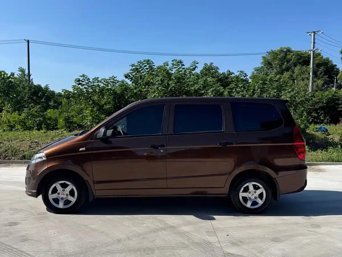 Wuling Hongguang 2021 1.5L S Basic Model LAR — миниатюра 3