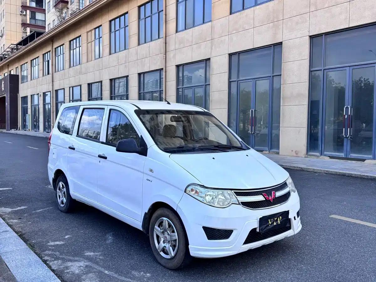 Wuling Hongguang 2016 1.5L S Comfort Model — миниатюра 3