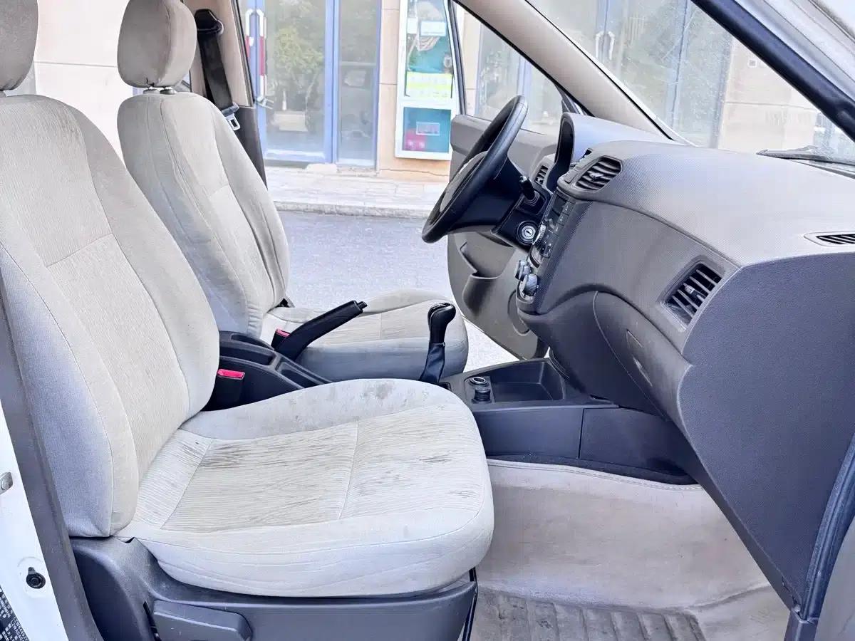 Wuling Hongguang 2016 1.5L S Comfort Model — миниатюра 10