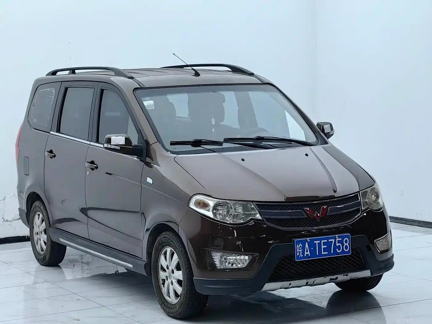 Wuling Hongguang 2014 1.2L S Comfort Model (National IV Emission Standard) — миниатюра 3