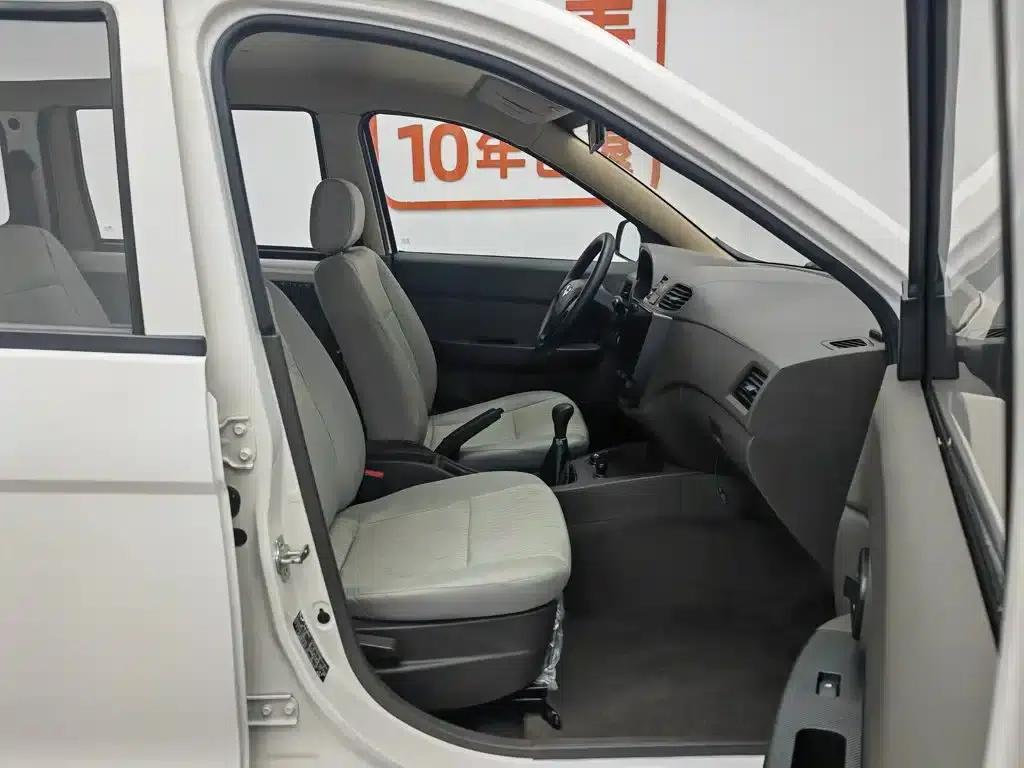 Wuling Hongguang 2018 1.5L Classic S Basic Model — миниатюра 23